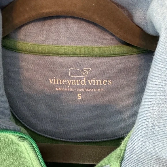 Men’s Vinyard Vines Pullover - Picture 3 of 3